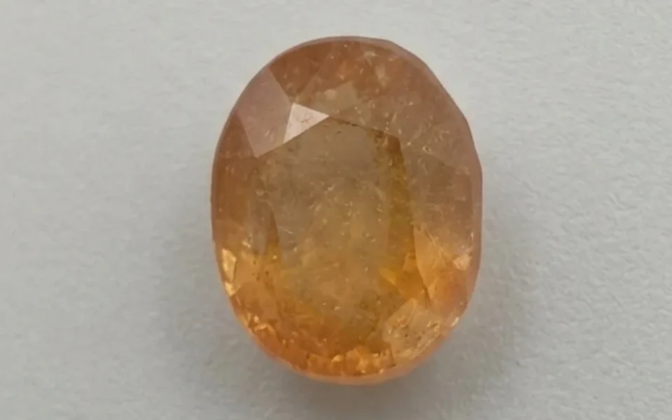 Yellow Sapphire (Phukharaj Stone)