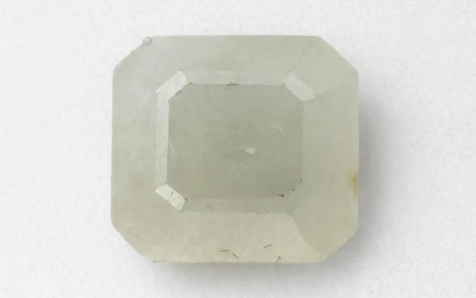 Yellow Sapphire (Phukharaj Stone)