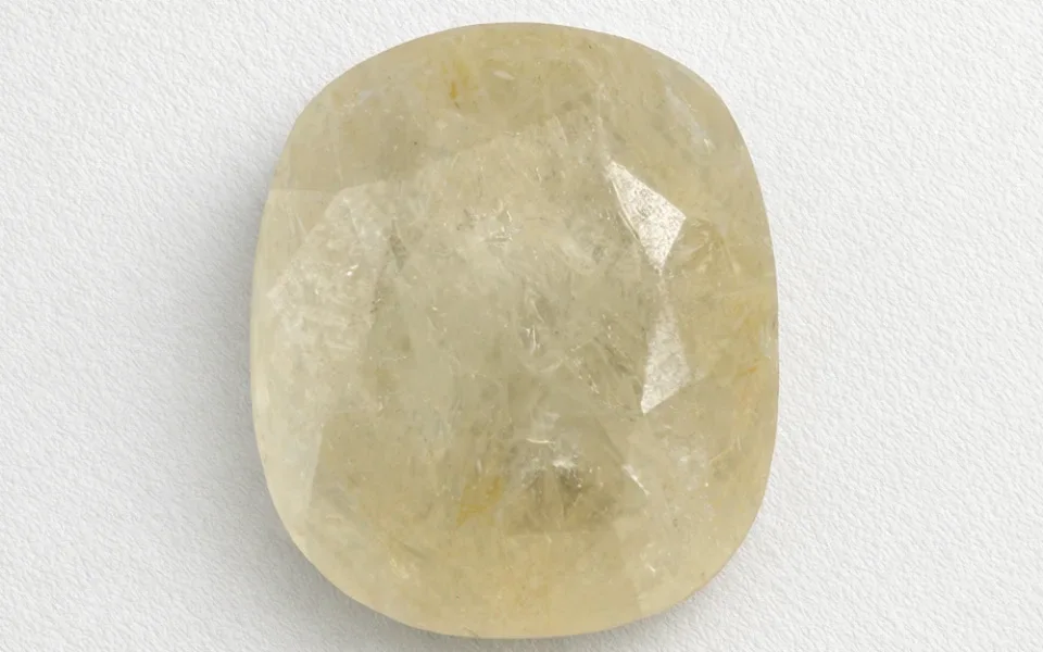 Yellow Sapphire (Phukharaj Stone)