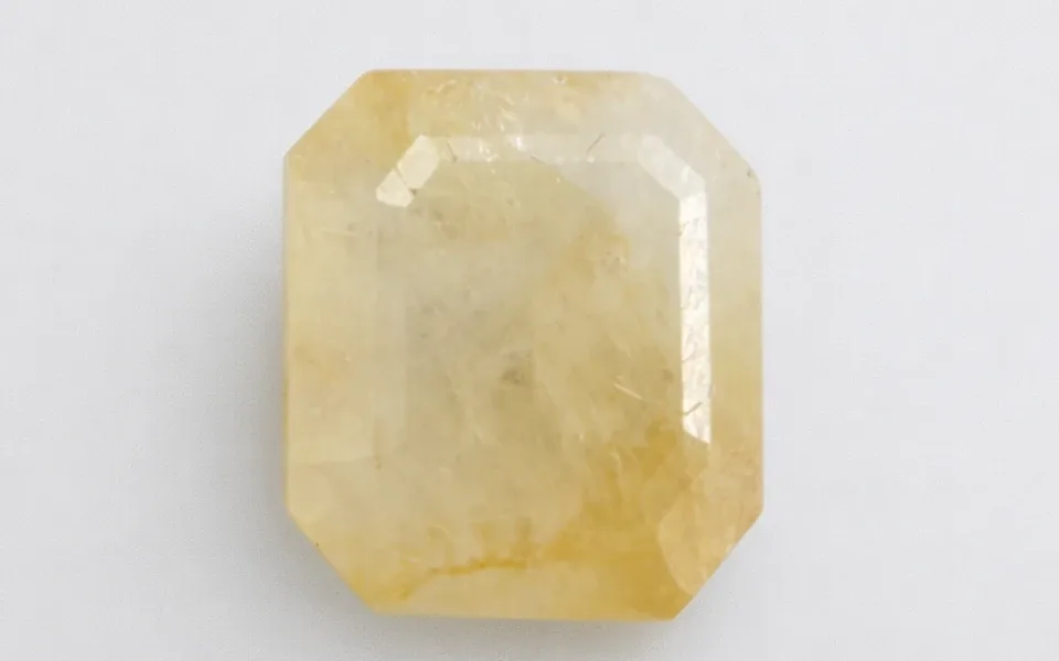 Yellow Sapphire (Phukharaj Stone)