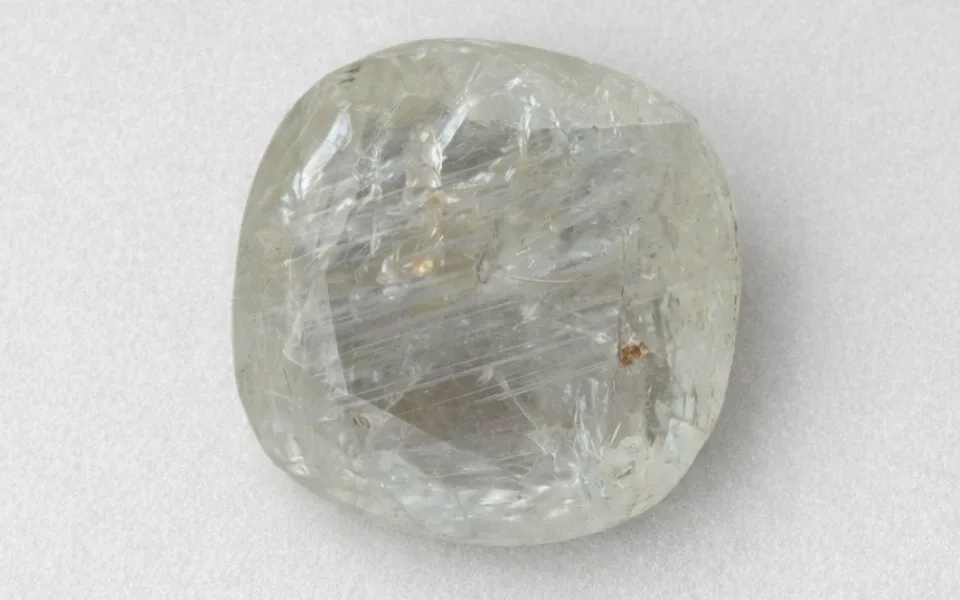 Yellow Sapphire (Phukharaj Stone)