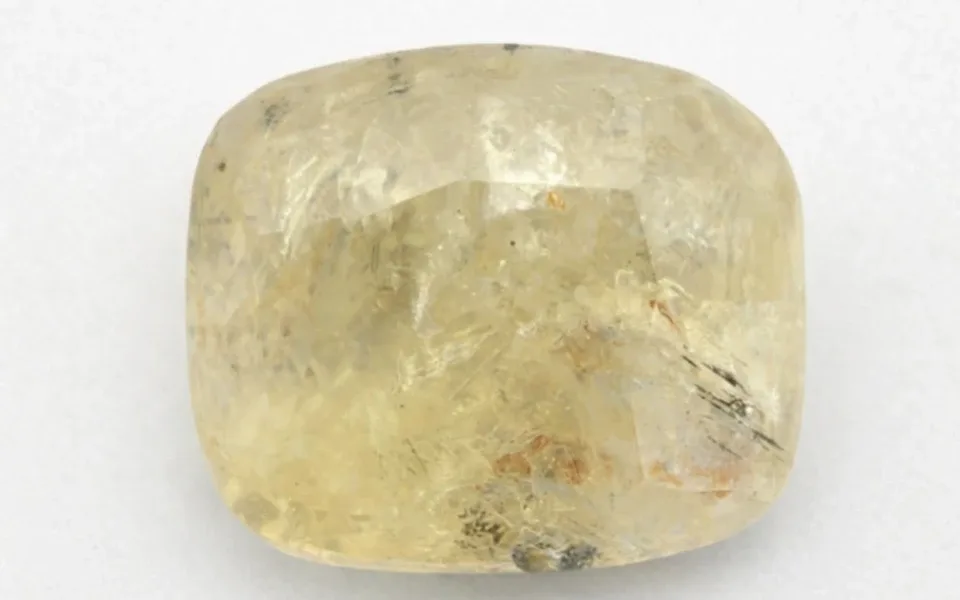 Yellow Sapphire (Phukharaj Stone)