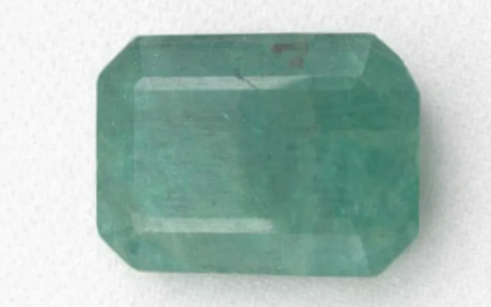  Emerald Stone (Zambian Panna) 