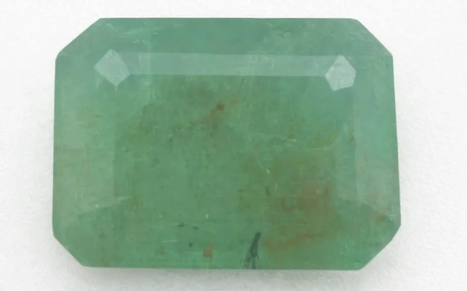  Emerald Stone (Zambian Panna) 