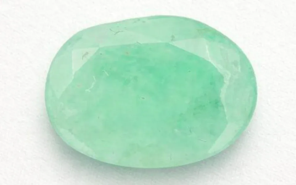  Emerald Stone (Zambian Panna) 
