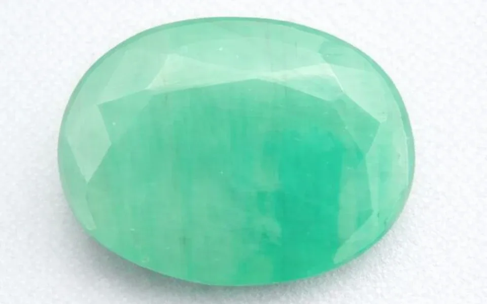  Emerald Stone (Zambian Panna) 
