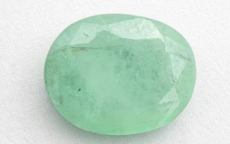  Emerald Stone (Zambian Panna) 