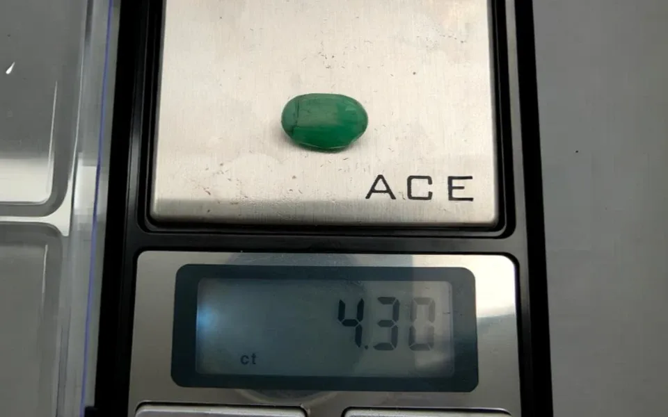 Emerald Stone (Zambian Panna) 