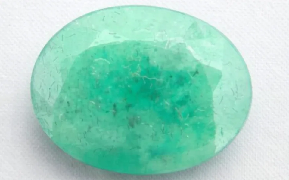  Emerald Stone (Zambian Panna) 