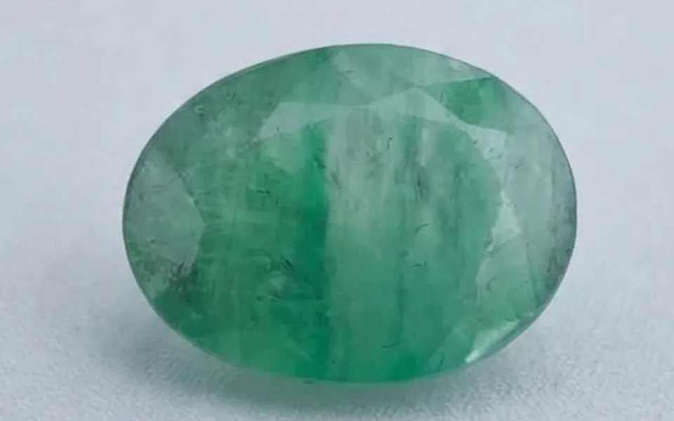  Emerald Stone (Zambian Panna) 