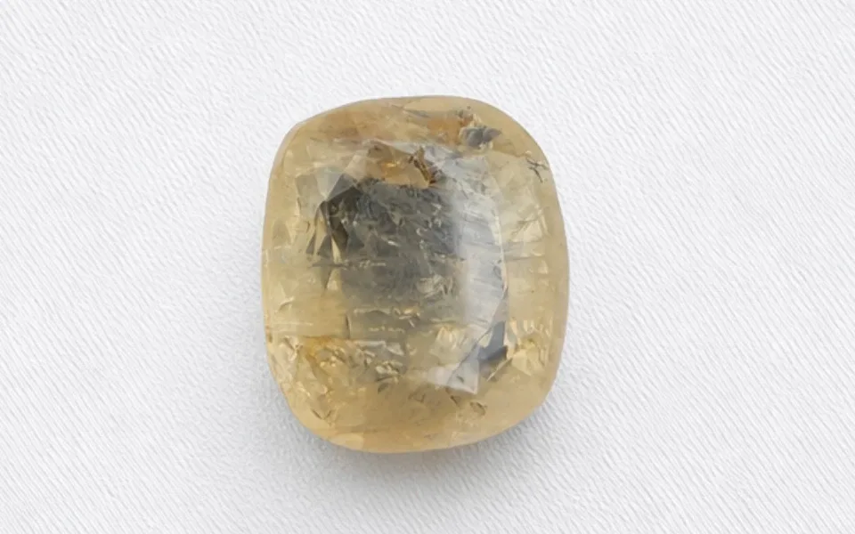 Yellow Sapphire (Phukharaj Stone)