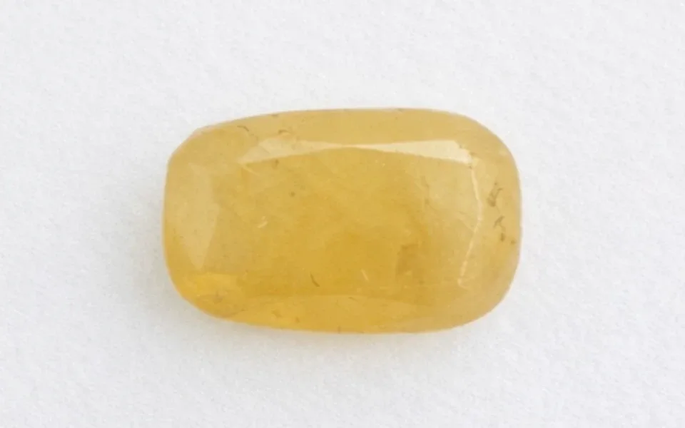 Yellow Sapphire (Phukharaj Stone)