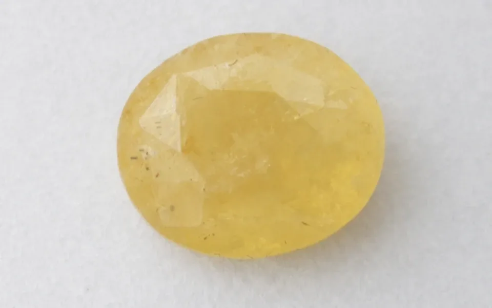 Yellow Sapphire (Phukharaj Stone)