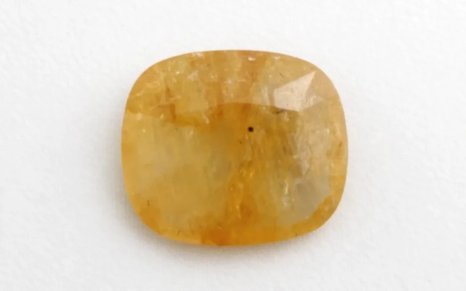 Yellow Sapphire (Phukharaj Stone)