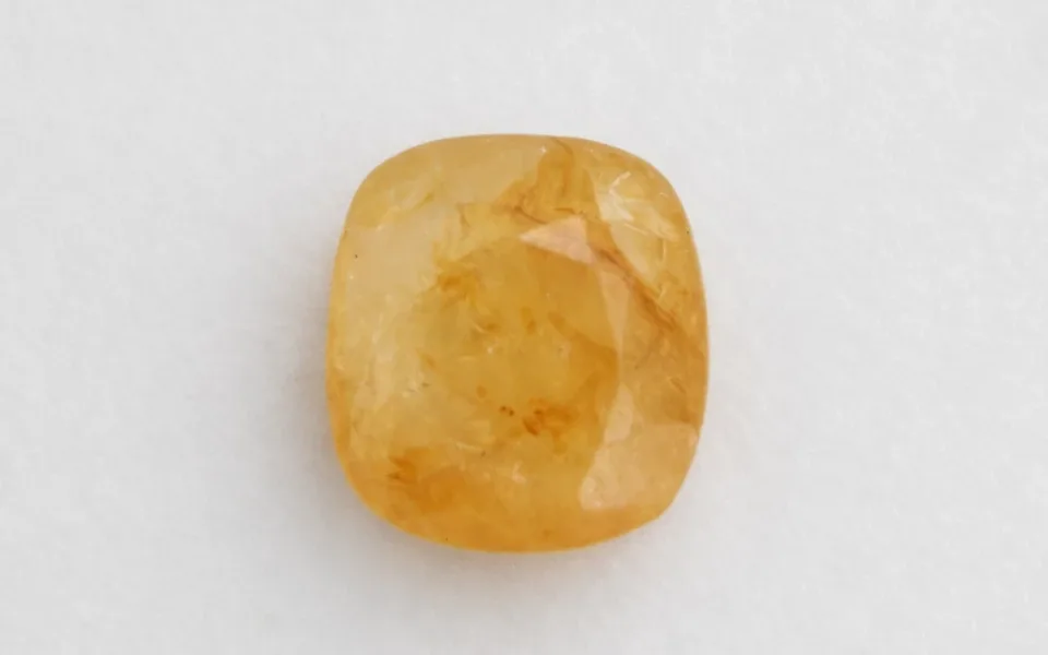 Yellow Sapphire (Phukharaj Stone)