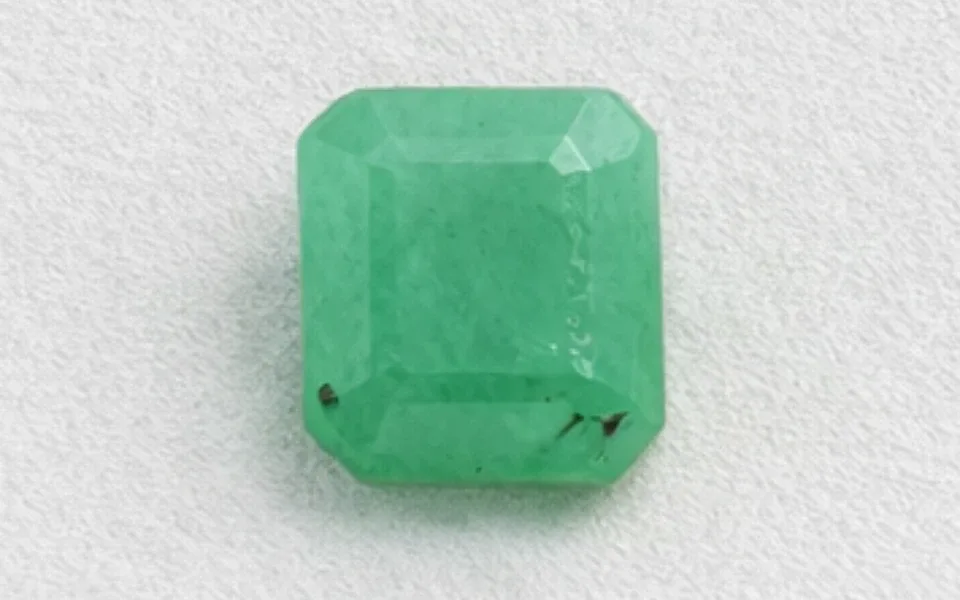 Emerald Stone (Zambian Panna) 