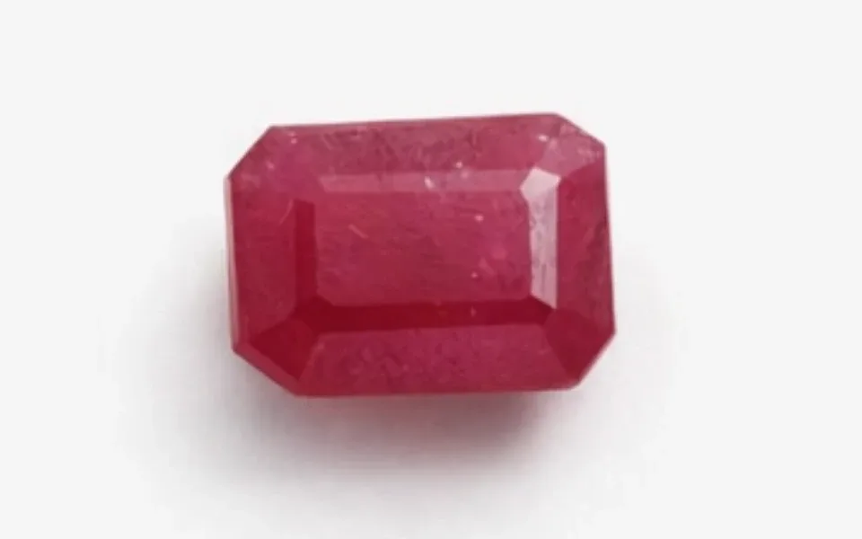 Manik Stone (Mozambique Ruby)