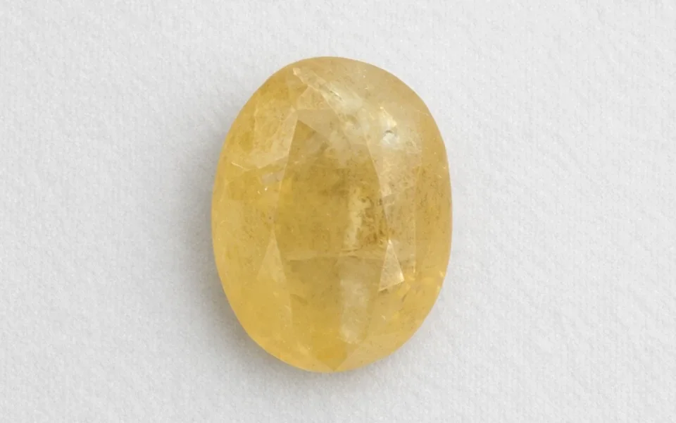 Yellow Sapphire (Phukharaj Stone)