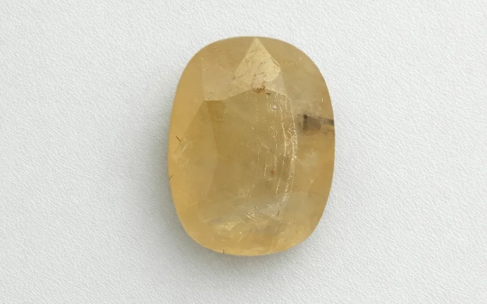 Yellow Sapphire (Phukharaj Stone)