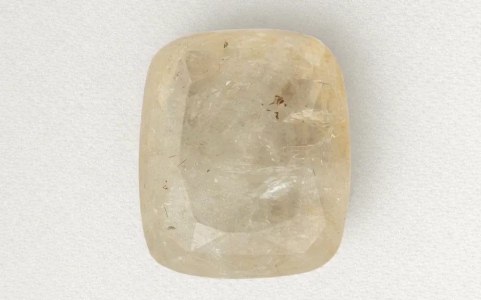 Yellow Sapphire (Phukharaj Stone)