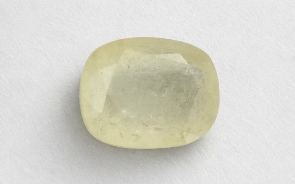 Yellow Sapphire (Phukharaj Stone)