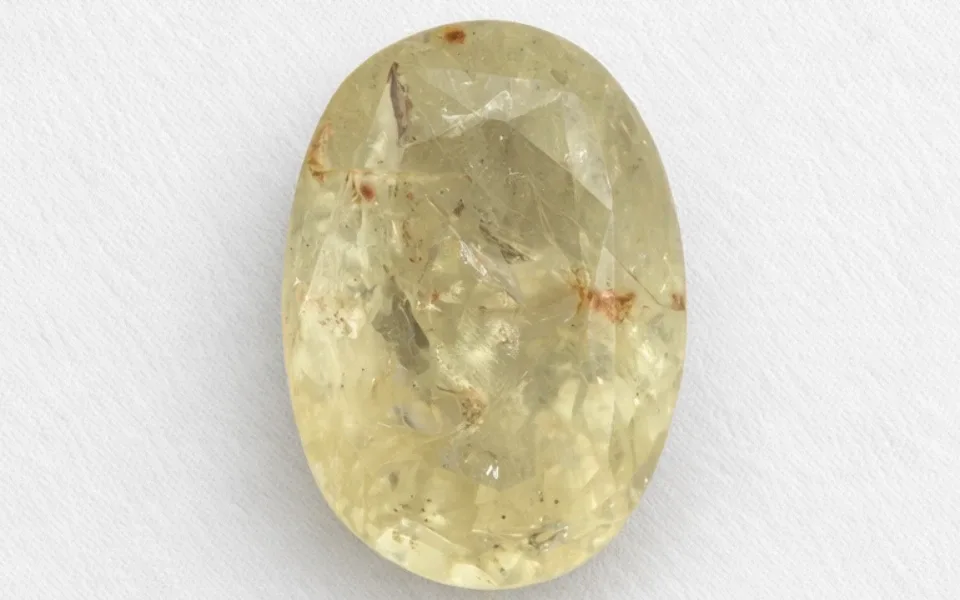 Yellow Sapphire (Phukharaj Stone)